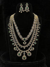 NECKLACE GJ NECKLACE 443 DIAMOND EMERALD
