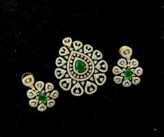 PENDANT SET / LOCKETS Pendant 113 DIAMOND EMERALD