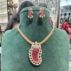 NECKLACE necklace 089 VICKTORIAN RUBY
