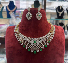 NECKLACE necklace 539 DIAMOND EMERALD