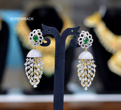 Earring ER129 DIAMOND EMERALD