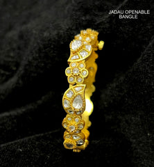 BRACELET/BANGLE KD002 JADAU- WHITE Openable