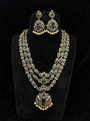 NECKLACE NE522 VICKTORIAN EMERALD