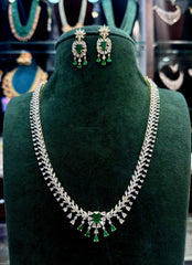 NECKLACE Long necklace 093 - NE093 DIAMOND EMERALD