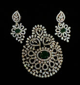 PENDANT SET CHAINS DIAMOND PENDANT SET PE132 DIAMOND EMERALD