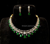 NECKLACE Necklace 570 DIAMOND EMERALD