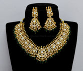 JADAU Necklace 898 MOZONITE WHITE AND EMERALD