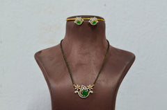 MANGALSUTRA mangalsutra 050 DIAMOND EMERALD