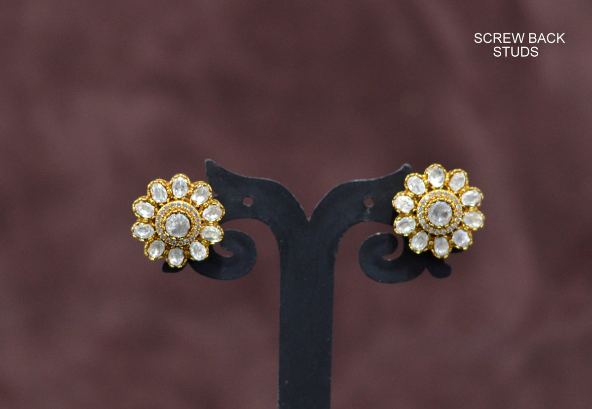 STUDS EARTOPS EARTOPS 015 WHITE SCREW STYLE BACK