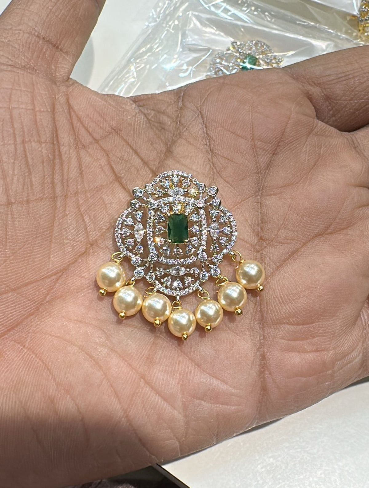 PENDANT SET CHAINS Locket 014 DIAMOND EMERALD