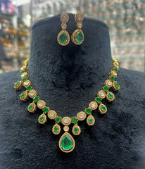 NECKLACE Necklace 955 MOZONITE EMERALD