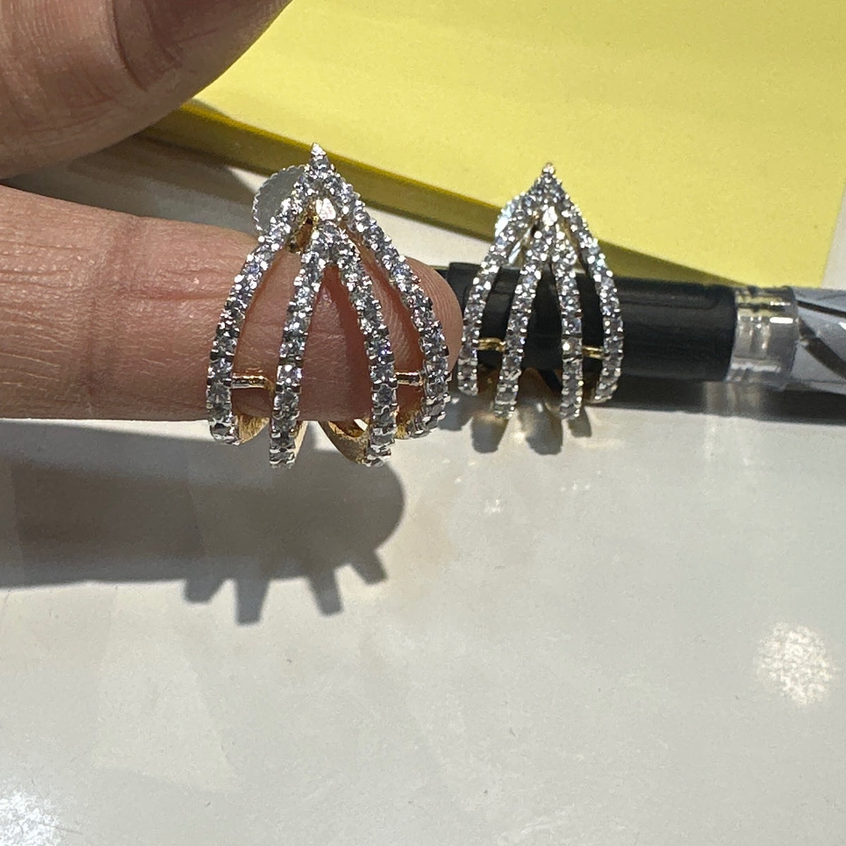 Earring Eartops 203 DIAMOND DUAL PLATING DIAMOND LOOK