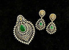 PENDANT SET CHAINS pendant set 176 DIAMOND EMERALD