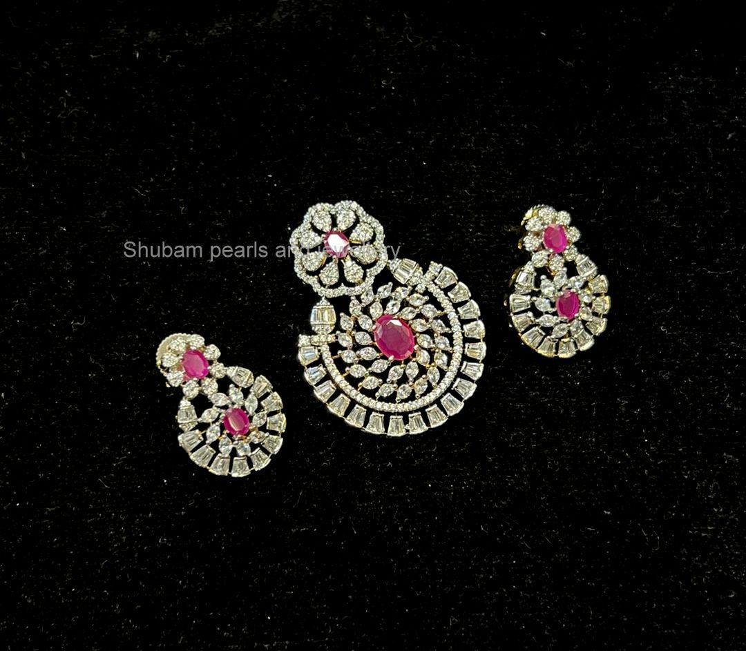 PENDANT SET CHAINS Pendant set 157 DIAMOND RUBY