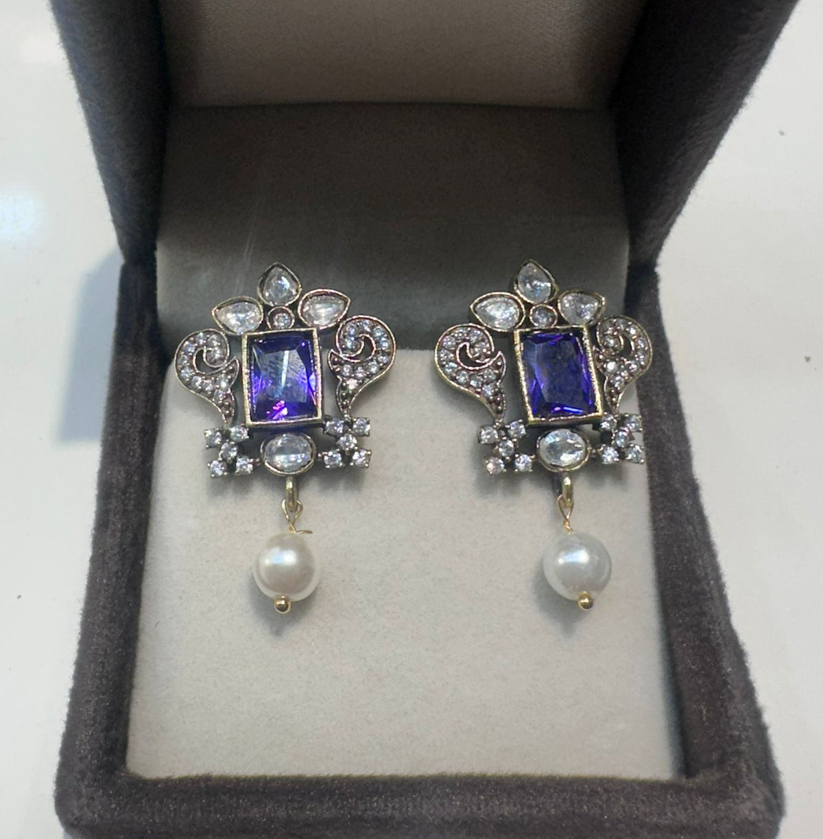 Earring EARTOPS 049 VICKTORIAN  EMETHYST PURPLE