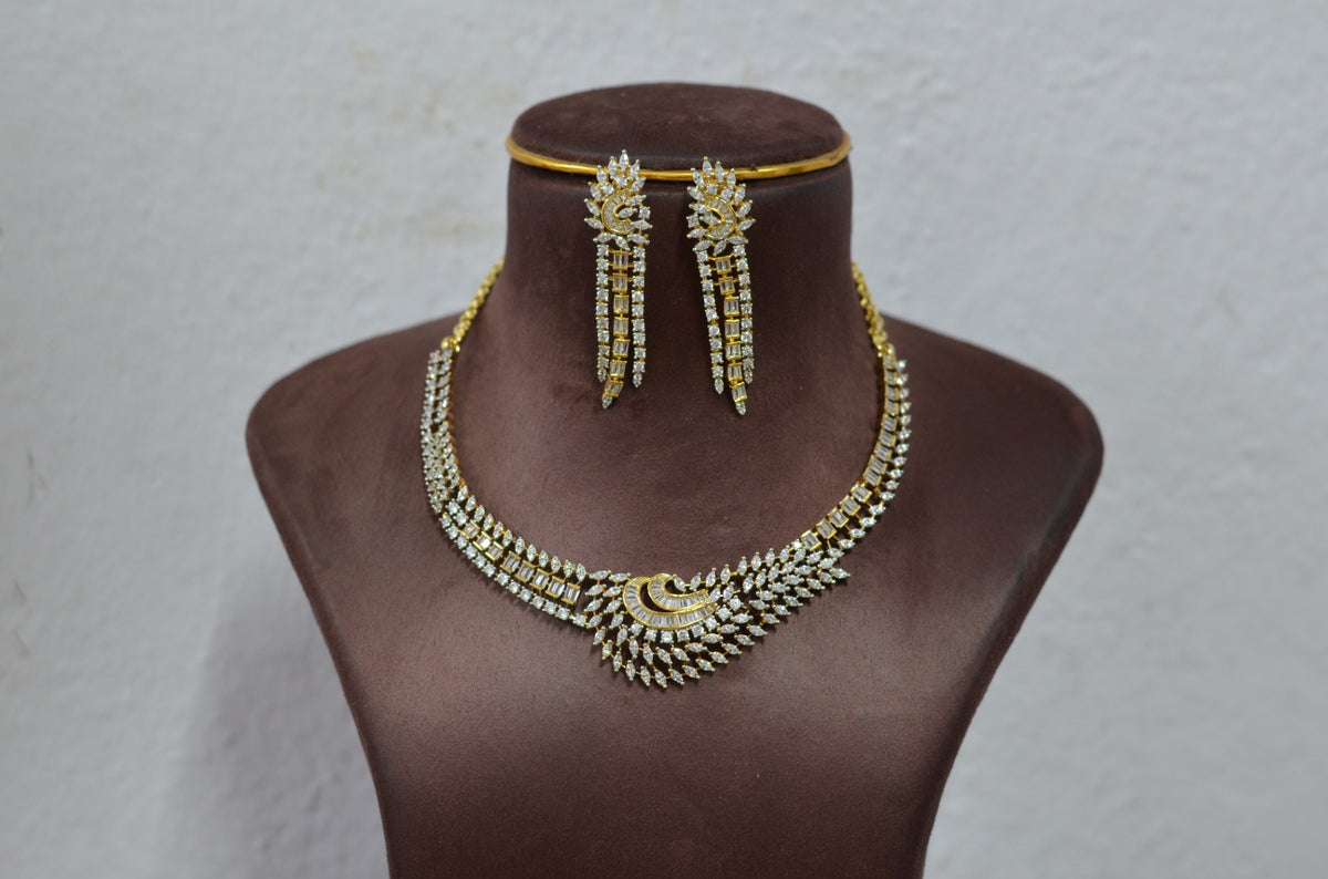 NECKLACE Exclusive Diamond DIAMOND DUAL PLATING DIAMOND LOOK
