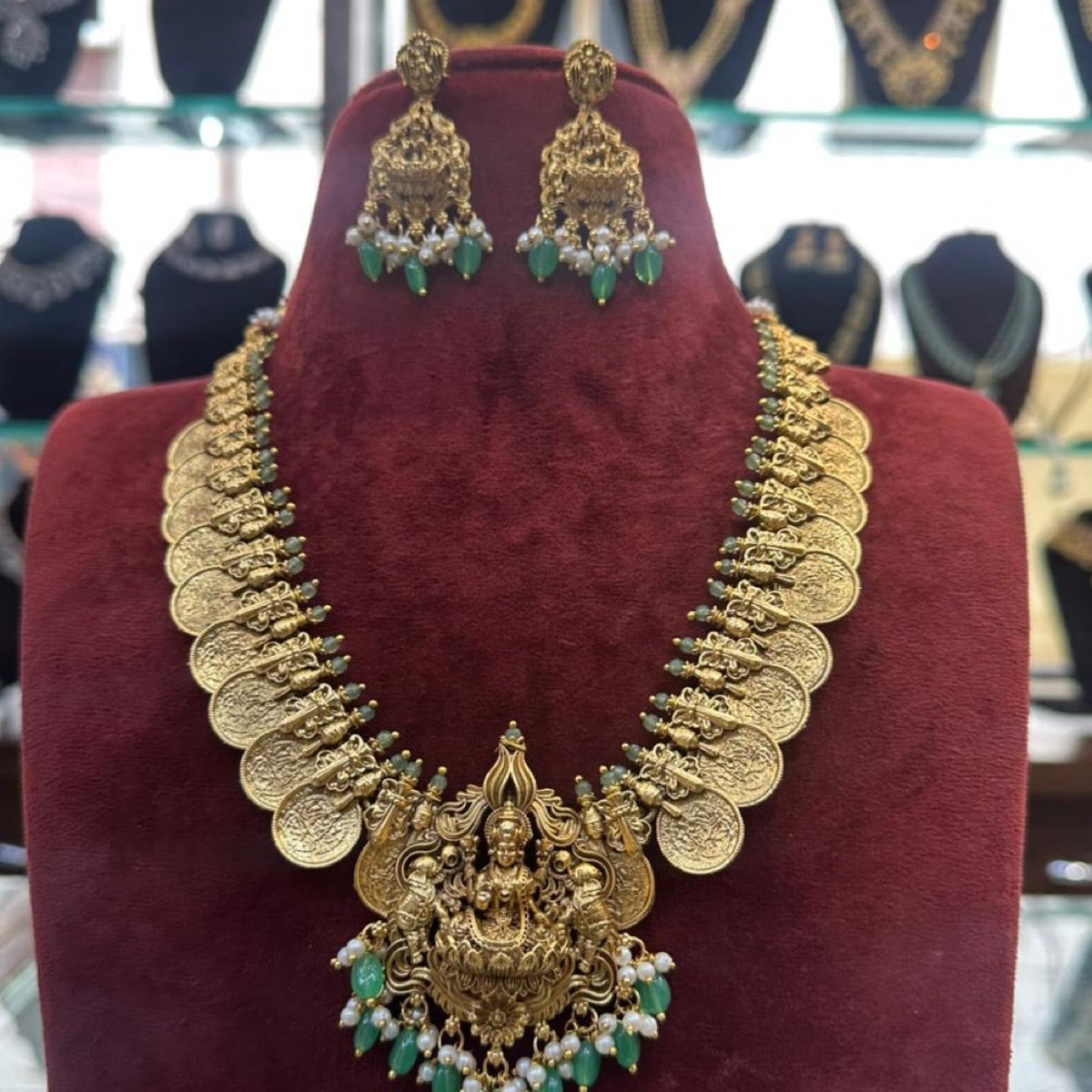 NECKLACE Necklace 892 NAKSHI AD STONE EMERALD
