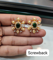 Earring Eartops 169 GOLDEN STONE EMERALD