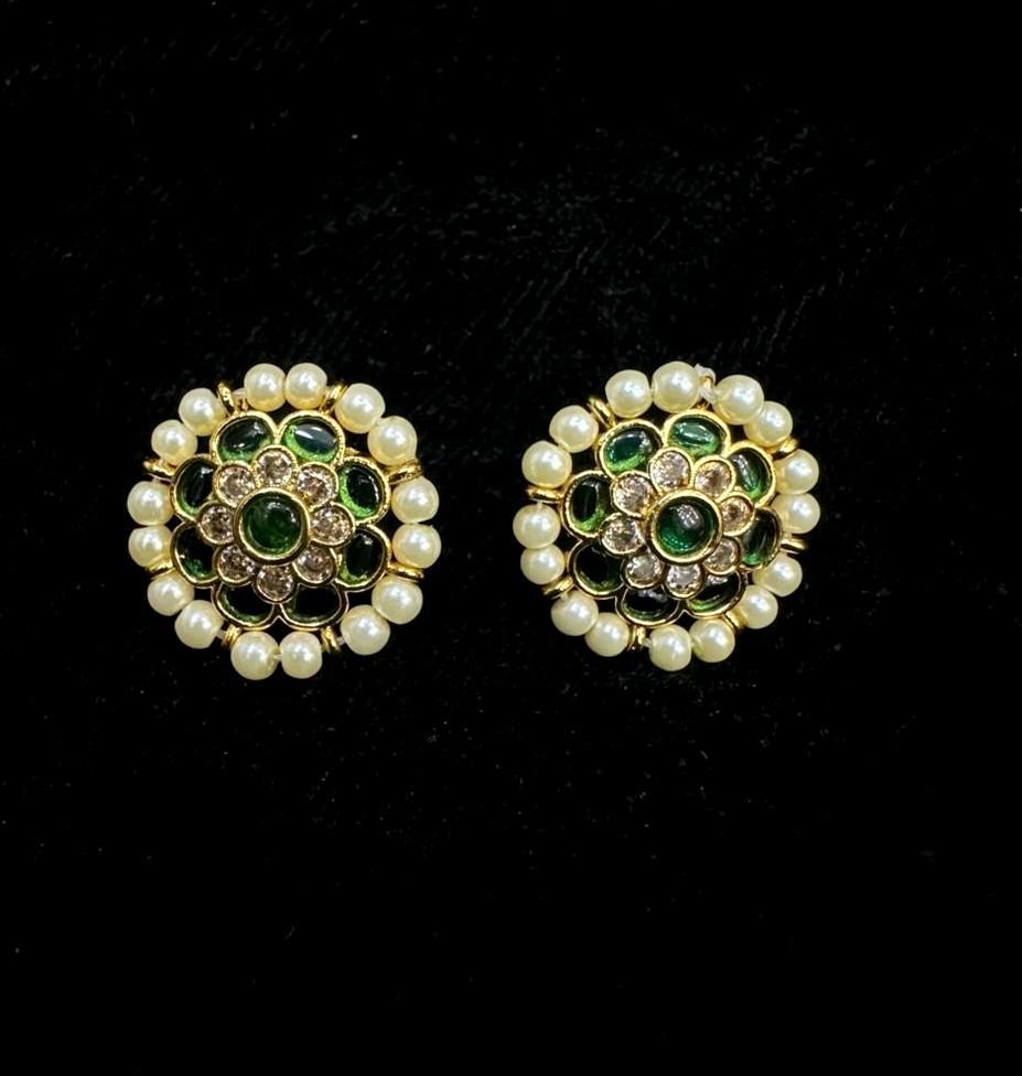 Earring Eartops 230 KEMPU EMERALD