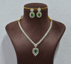 NECKLACE Necklace 918 EMERALD