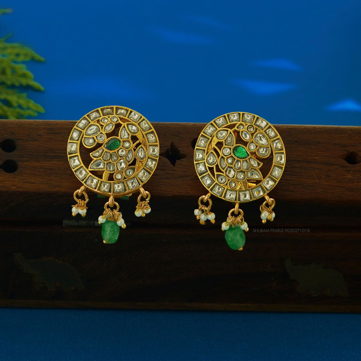 JADAU Jadau Studs 094 JADAU EMERALD AND WHITE