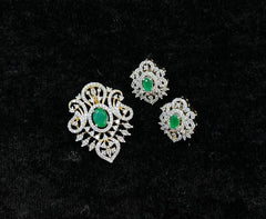 PENDANT SET CHAINS pendant set 170 DIAMOND EMERALD