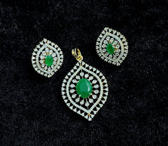 PENDANT SET CHAINS pendant set 178 DIAMOND EMERALD