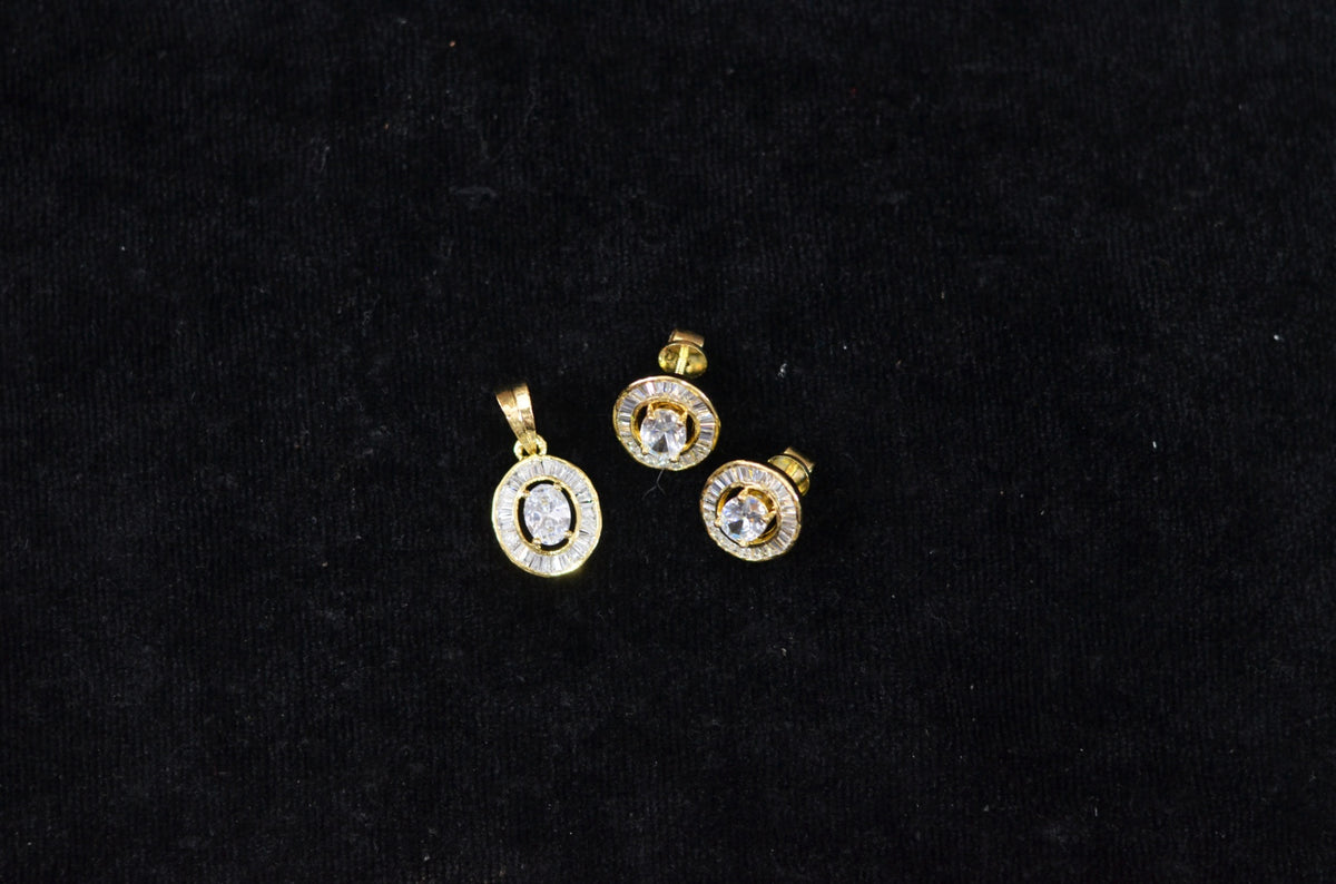 PENDANT SET / LOCKETS Pendant set 236 DIAMOND DUAL PLATING DIAMOND LOOK