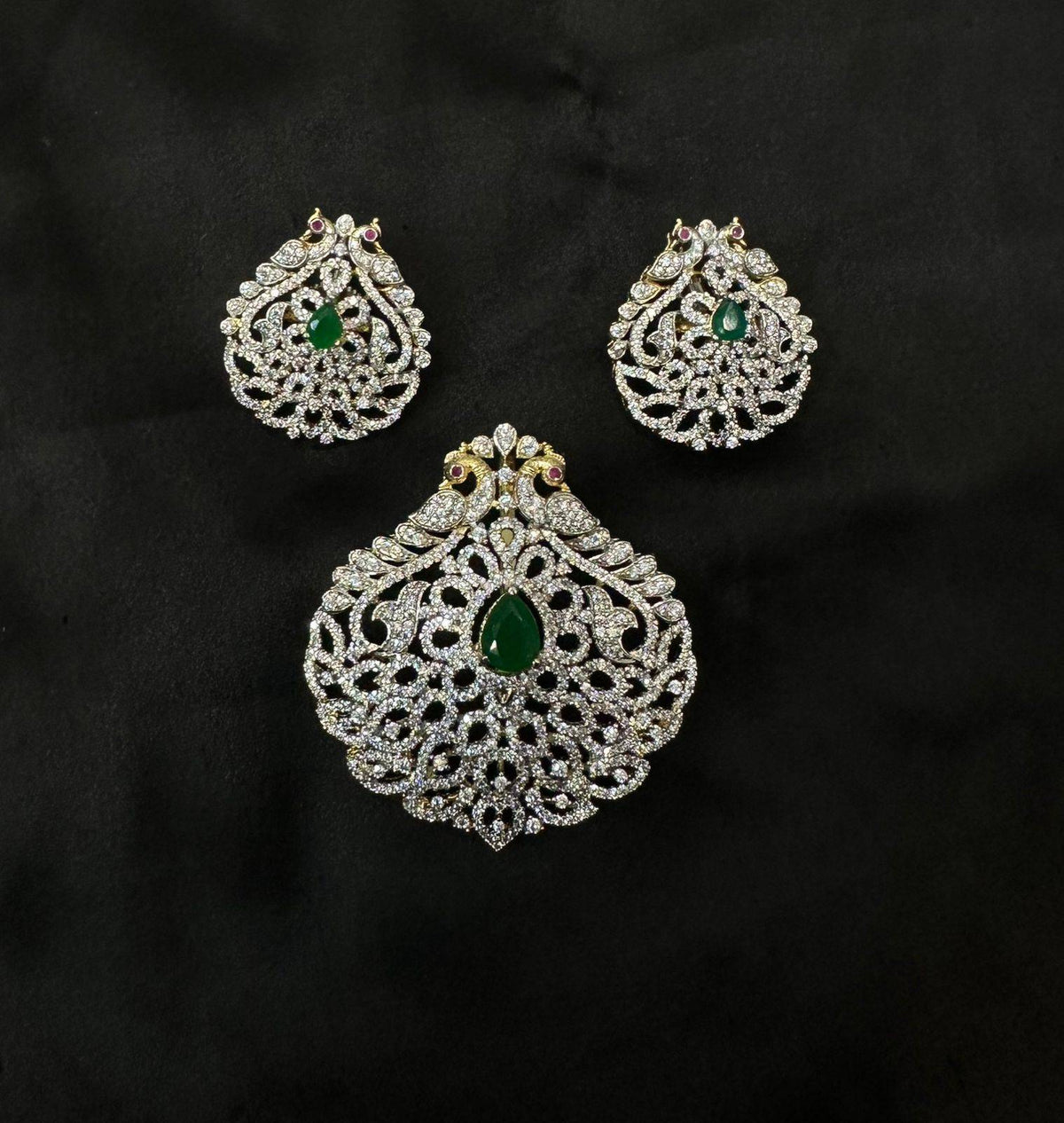 PENDANT SET CHAINS Pendant 144 DIAMOND MINT GREEN