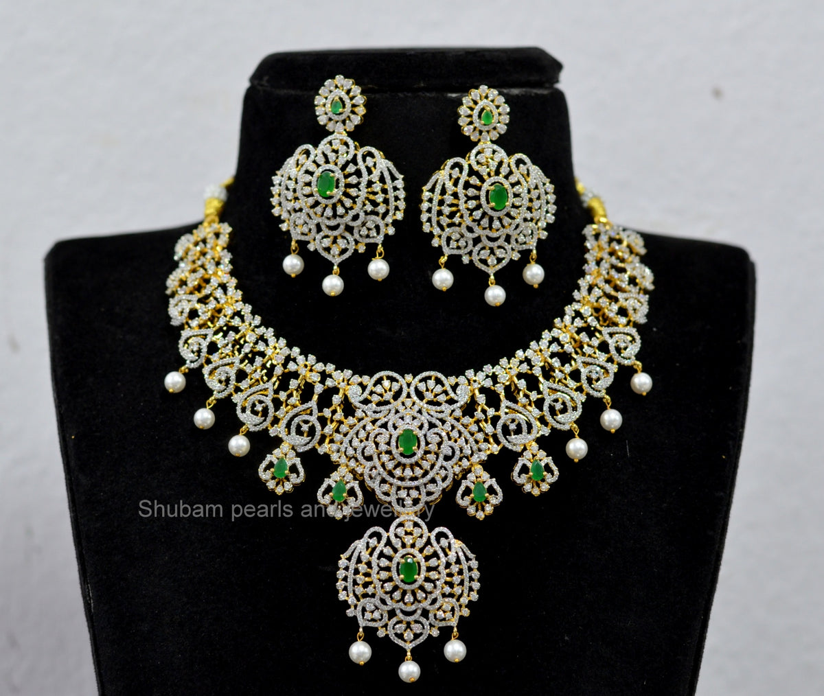 NECKLACE necklace852 DIAMOND EMERALD