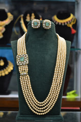 BEADS MALA AND CHAINS Side brouche 001 swaroski MINT GREEN Long