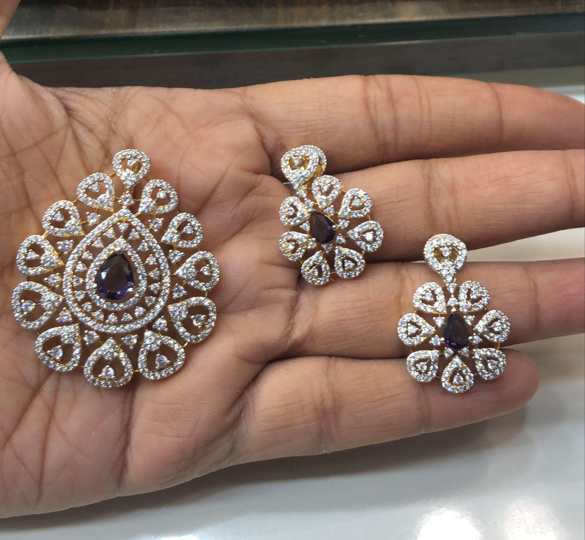 PENDANT SET CHAINS Pendant 113 DIAMOND  EMETHYST PURPLE
