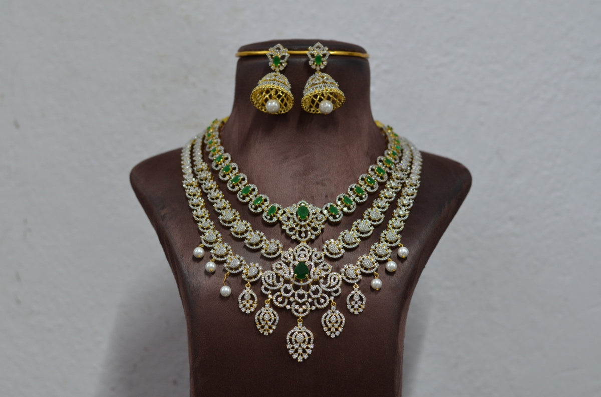 NECKLACE NECKLACE 404 DIAMOND  EMERALD Layers