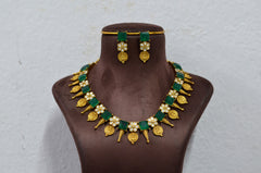 NECKLACE Nk042 ART FUSION EMERALD
