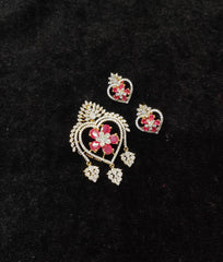 PENDANT SET / LOCKETS pendant set 132 DIAMOND RUBY