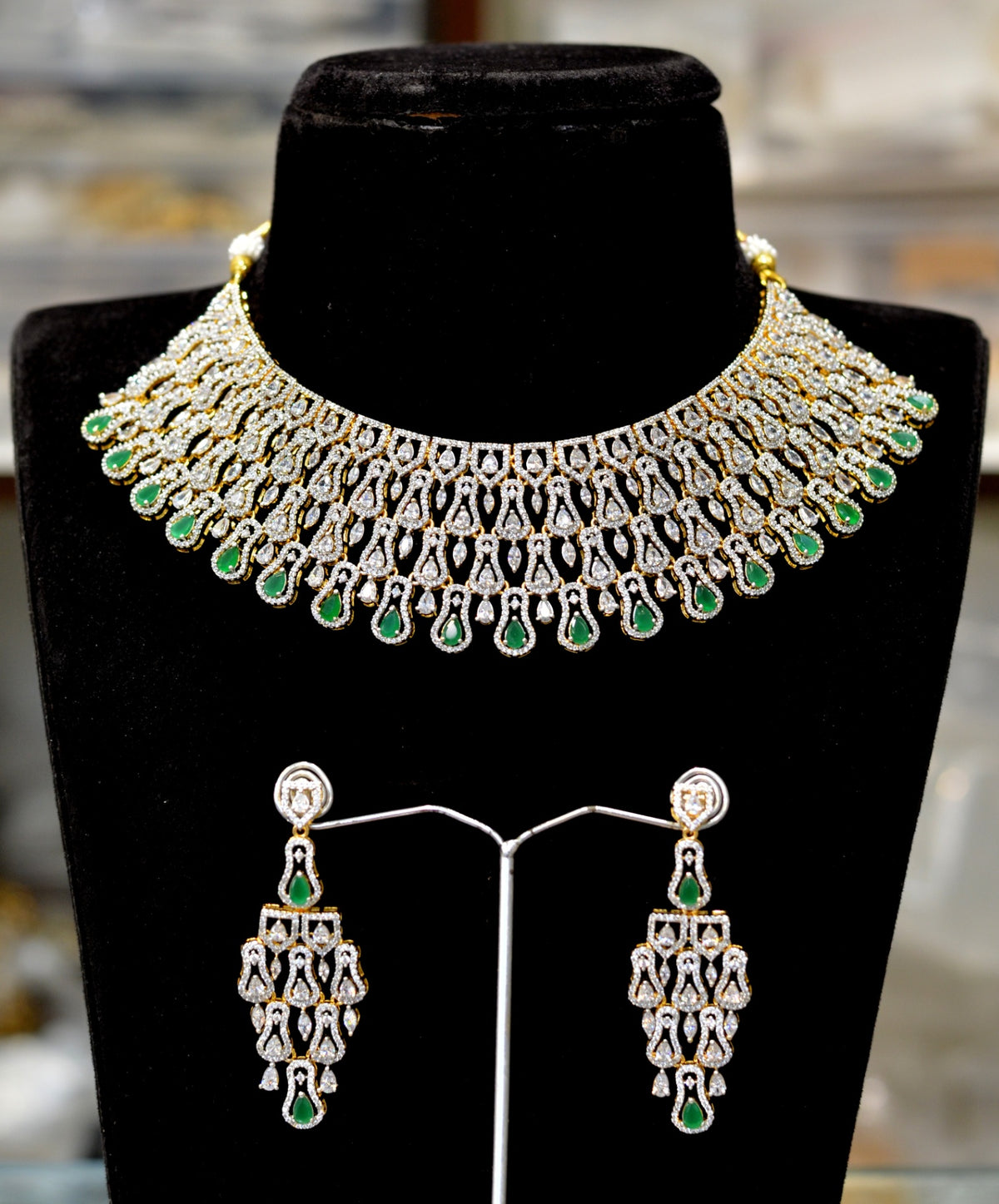 NECKLACE necklace 157 DIAMOND EMERALD