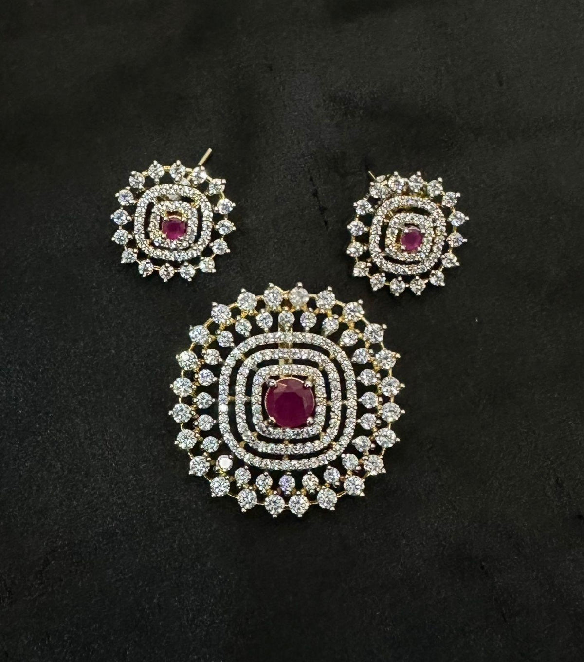 PENDANT SET CHAINS pendant set 221 DIAMOND RUBY
