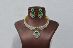 NECKLACE Necklace 504 DIAMOND EMERALD