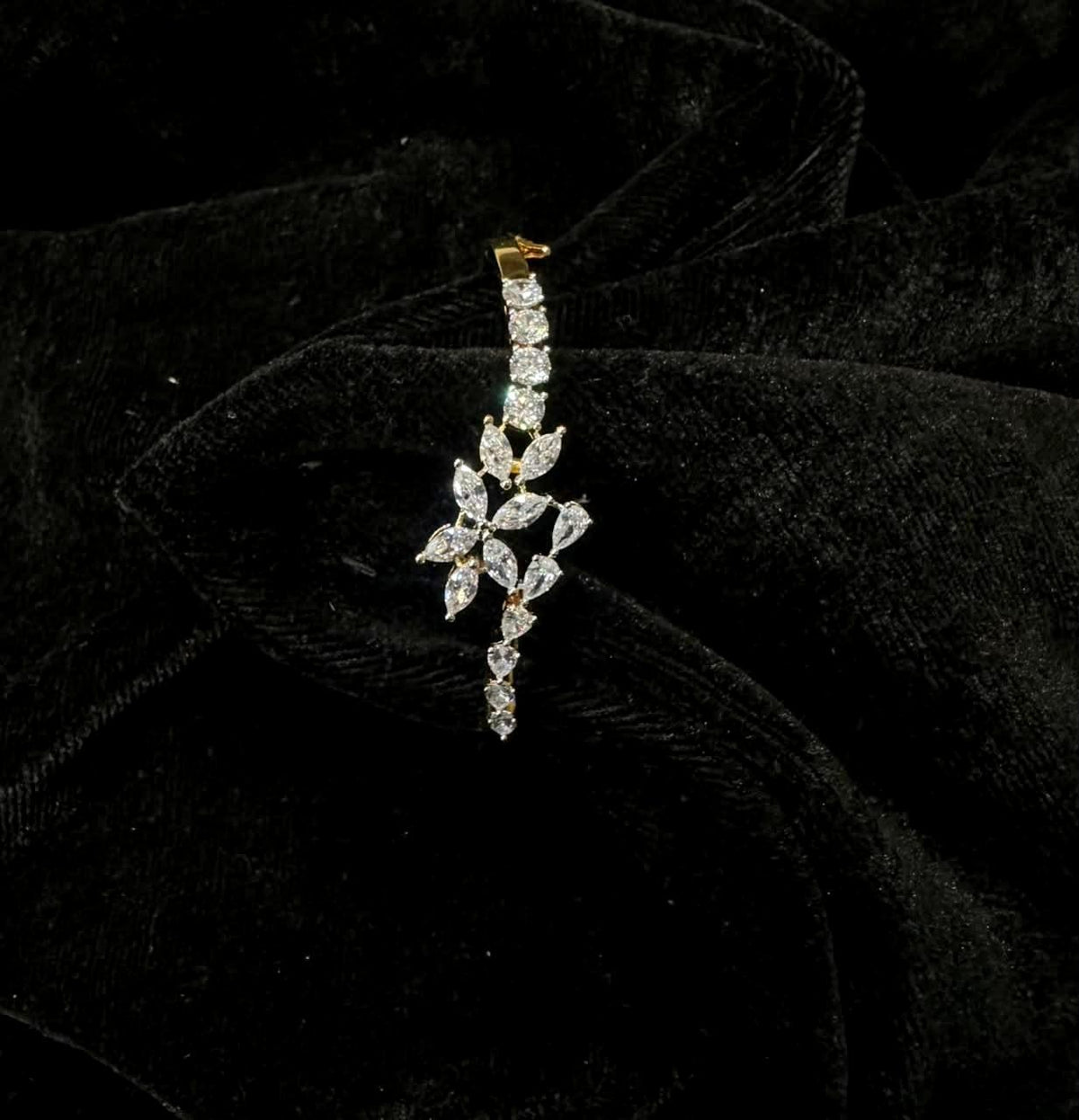 BRACELET/BANGLE Bracelet 019 WHITE Openable