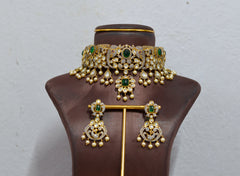 CHOKER CH056 Mozonite With Victorian Polish EMERALD