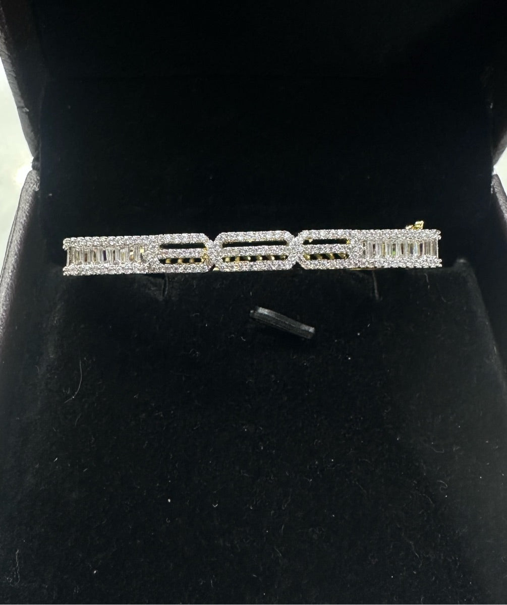 BRACELET/BANGLE Bracelet 052 DUAL PLATING DIAMOND LOOK 2 '6 Openable Bangle