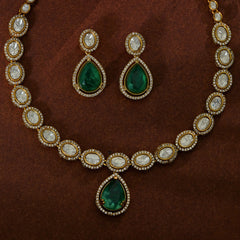 NECKLACE Necklace 824 MOISSANITE EMERALD