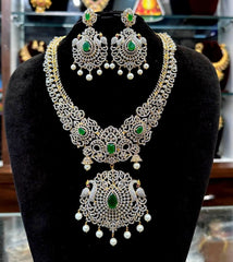 NECKLACE Necklace 673 DIAMOND EMERALD