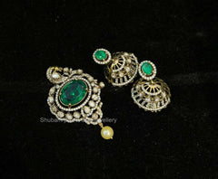 PENDANT SET CHAINS Pendant set 154 MOZONITE EMERALD