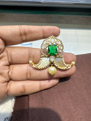 PENDANT SET / LOCKETS TIGERNAIL LOCKETgreen 125 - TI125 GOLDEN STONE EMERALD
