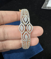 BRACELET/BANGLE Bracelet 038 DUAL PLATING DIAMOND LOOK Openable