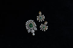 PENDANT SET / LOCKETS PE 285 DIAMOND  EMERALD