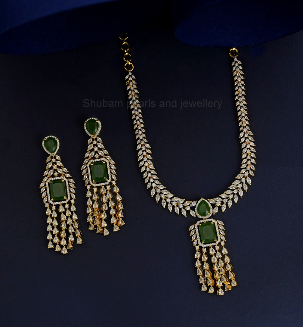 NECKLACE necklace 781 DIAMOND EMERALD