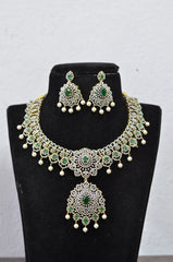 NECKLACE Necklace 928 SHORT - NEE928 DIAMOND  EMERALD
