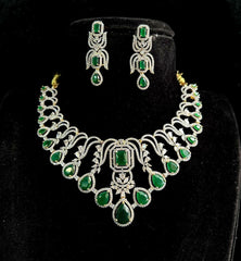 NECKLACE Necklace 019 DIAMOND EMERALD